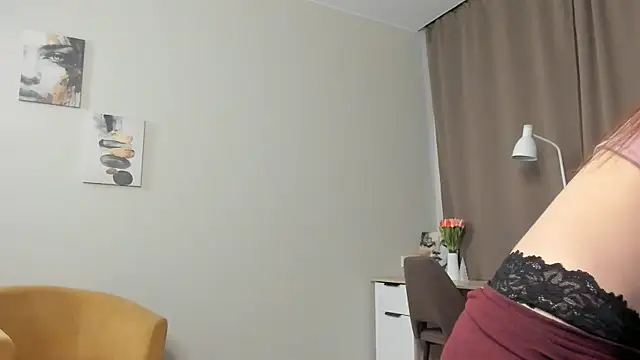 TaiteFairfield online show from January 13, 7:13 am