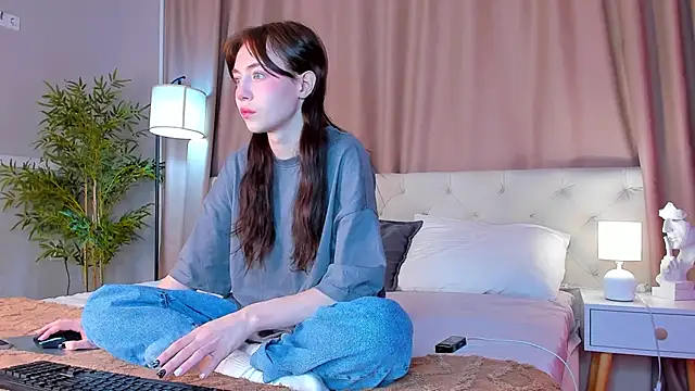 Skelerata online show from October 19, 1:17 am