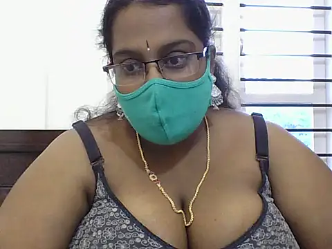 Reena-gowda online show from September 25, 2:37 am