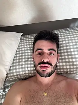 Carl242000 online show from October 3, 8:33 am