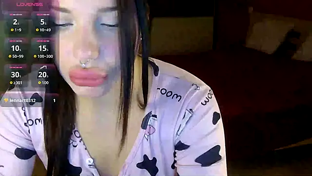 Cassie Pinkkk online show from October 25, 1:18 pm