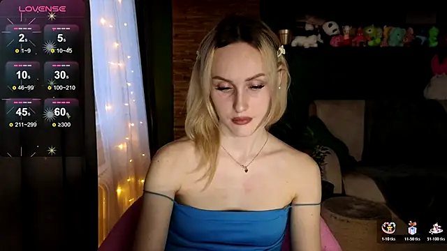 Snapshot of Belle_Vill3575 chatting on November 4, 1:59 am Belle Vill3575 online show from November 4, 1:59 am