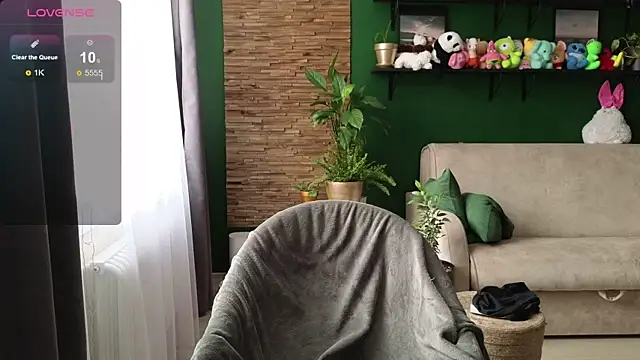 Snapshot of Belle_Vill3575 chatting on November 7, 12:49 pm Belle Vill3575 online show from November 7, 12:49 pm