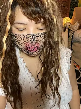 xoxLILxMELOxox online show from October 3, 4:48 pm