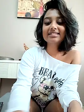 Snapshot of littlemissdevil69 chatting on October 28, 6:17 am littlemissdevil69 online show from October 28, 6:17 am