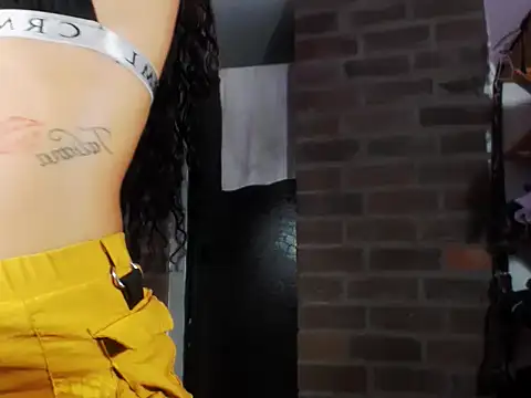 Snapshot of beautiful_taty chatting on September 27, 3:22 am beautiful taty online show from September 27, 3:22 am