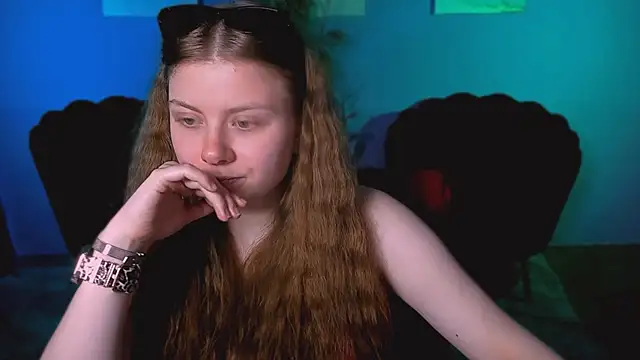 foxy tease  online show from November 13, 10:14 am