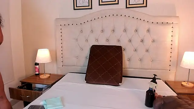 vivi ruby online show from March 25, 6:03 pm