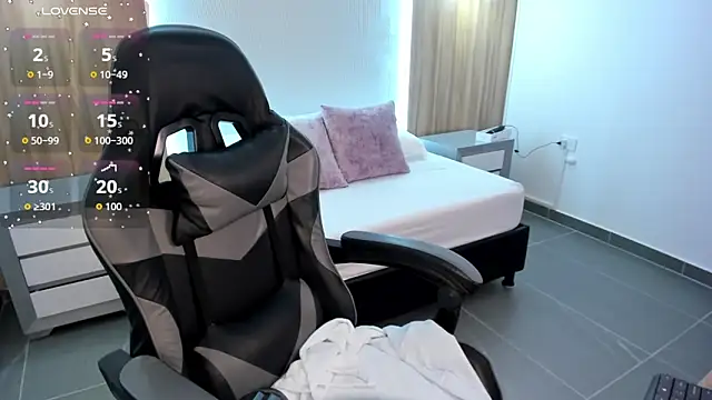 megara x  online show from October 18, 11:38 pm