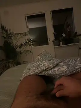 Snapshot of latina-pene chatting on October 30, 1:40 am latina-pene online show from October 30, 1:40 am