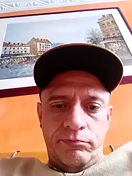 leon8013A online show from November 11, 12:49 pm