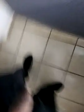 Snapshot of Leofj007 chatting on October 31, 10:44 pm Leofj007 online show from October 31, 10:44 pm