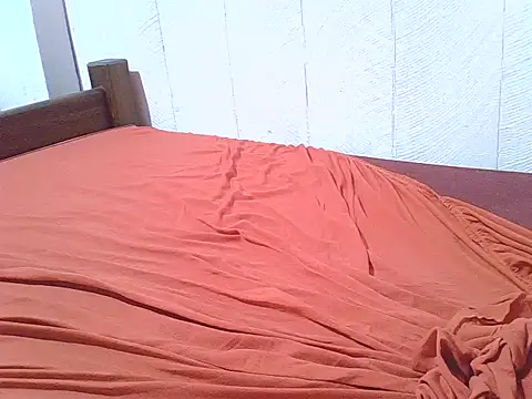 Luana sexy42 online show from March 2, 3:20 am