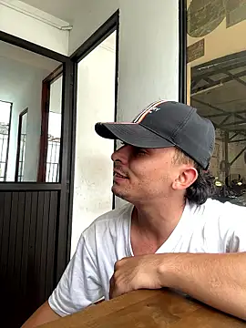 Jacobs0 online show from January 13, 6:13 pm