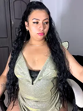 Issa Santana online show from October 8, 7:55 pm