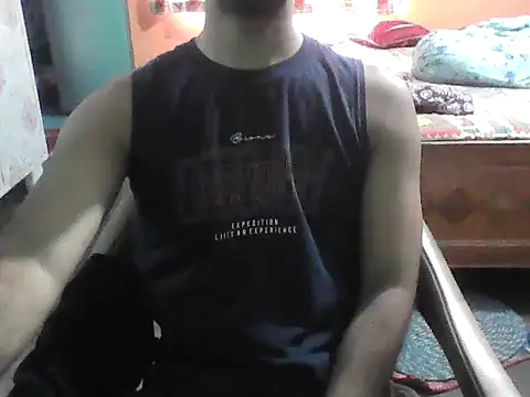 Snapshot of darkbluemoon chatting on September 12, 7:08 am darkbluemoon online show from September 12, 7:08 am