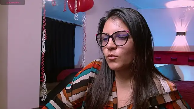 Snapshot of Sahamara_07 chatting on February 16, 7:54 pm Sahamara 07 online show from February 16, 7:54 pm