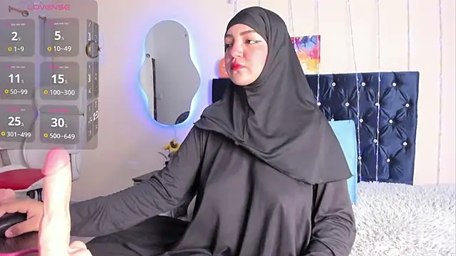 Dana-Alabi online show from November 2, 1:46 pm