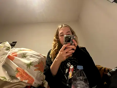 violetcutie online show from September 26, 9:08 pm