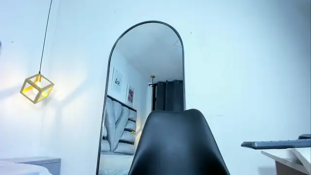 lianfox  online show from December 18, 12:55 pm