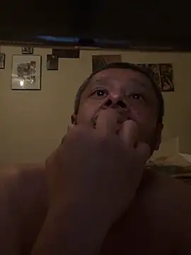 Snapshot of NiftyCaptain3 chatting on February 6, 9:01 am NiftyCaptain3 online show from February 6, 9:01 am