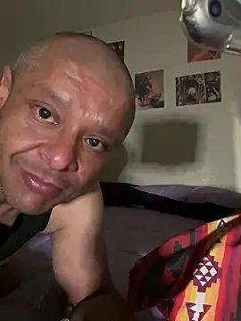 Snapshot of NiftyCaptain3 chatting on February 9, 9:02 am NiftyCaptain3 online show from February 9, 9:02 am