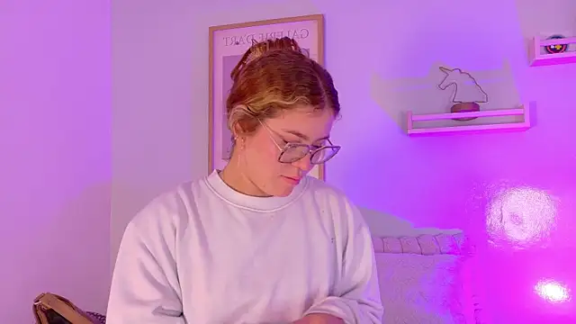 BelaMiller  online show from December 20, 11:50 am