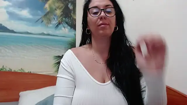 jollene online show from September 29, 1:49 pm