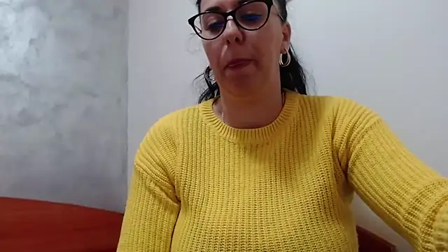 jollene online show from November 17, 2:01 pm