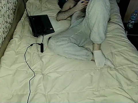 bul boy online show from April 3, 6:39 pm