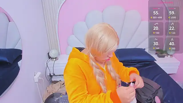 hinata dolly online show from February 26, 10:03 am