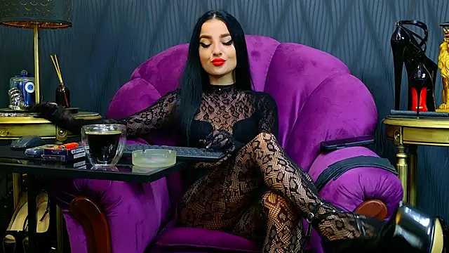 VivianReeve online show from October 24, 5:59 am