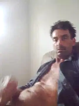 straightozgoesdwn online show from March 20, 7:02 am