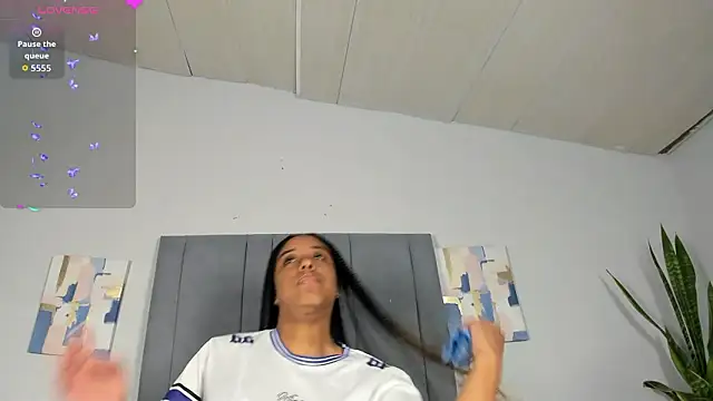 Snapshot of Sophia_Ebony chatting on January 31, 7:11 pm Sophia Ebony online show from January 31, 7:11 pm