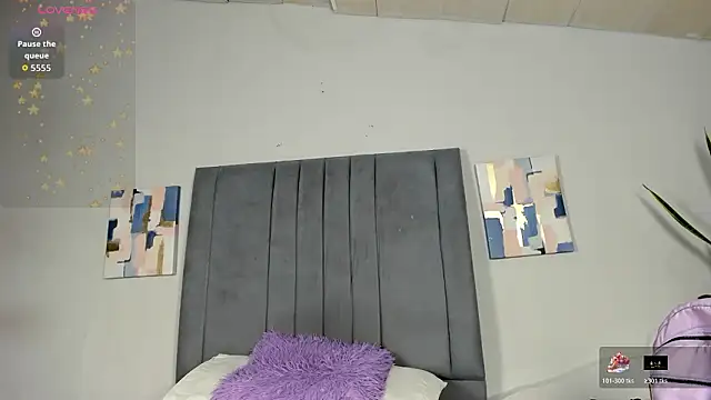 Snapshot of Sophia_Ebony chatting on March 12, 12:11 pm Sophia Ebony online show from March 12, 12:11 pm