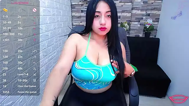isabelsaenzxx online show from September 24, 12:30 pm