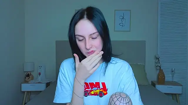 Little moly999 online show from November 15, 5:38 am