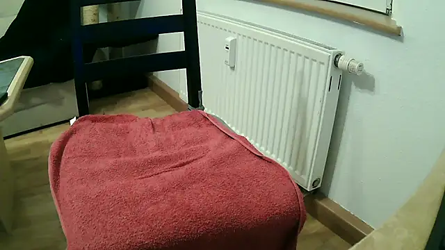 Snapshot of Lavastrom3 chatting on October 14, 3:57 pm Lavastrom3 online show from October 14, 3:57 pm