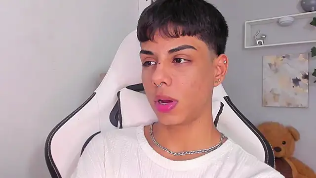 Thomas wil online show from November 14, 6:45 am