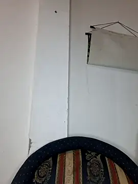 Hanna Kieran online show from November 9, 3:43 pm