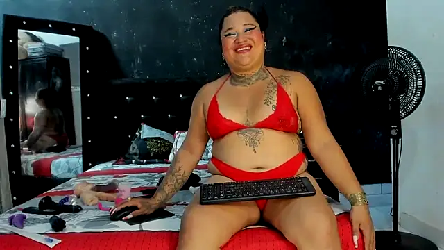 Kat Valen online show from November 17, 9:09 pm