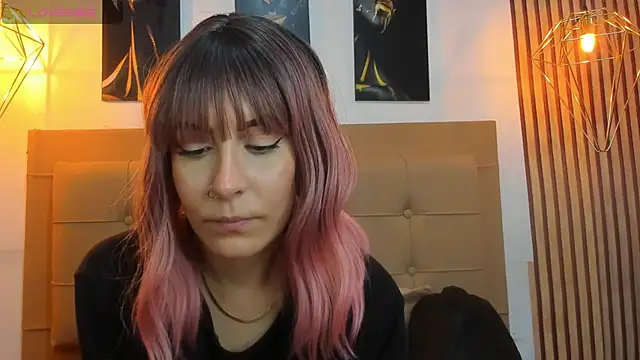 alesziarose online show from November 15, 7:54 pm