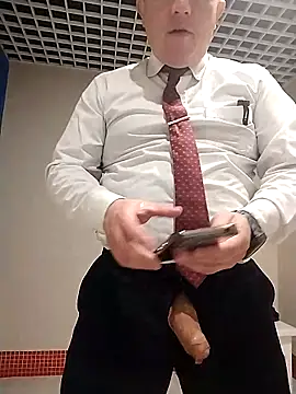 BigCristh79 online show from March 13, 6:09 am