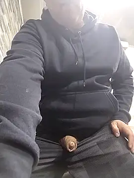 BigCristh79 online show from March 15, 4:29 am