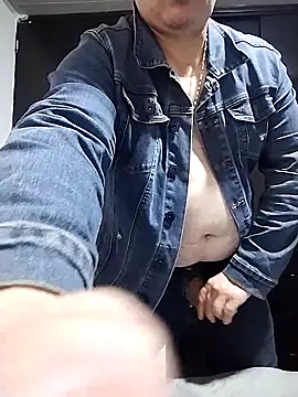 BigCristh79 online show from April 7, 2:06 pm