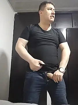 BigCristh79 online show from May 21, 1:29 pm
