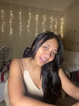 effie castroo online show from October 4, 2:20 am