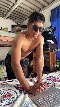 RobinLenoxx online show from March 22, 8:34 pm