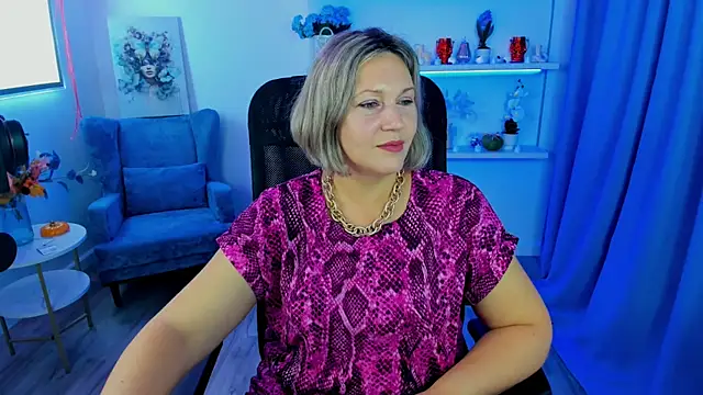 NinaStarle online show from October 24, 4:53 am