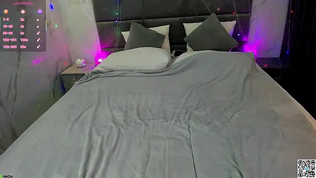 Chloee White online show from December 21, 9:49 am